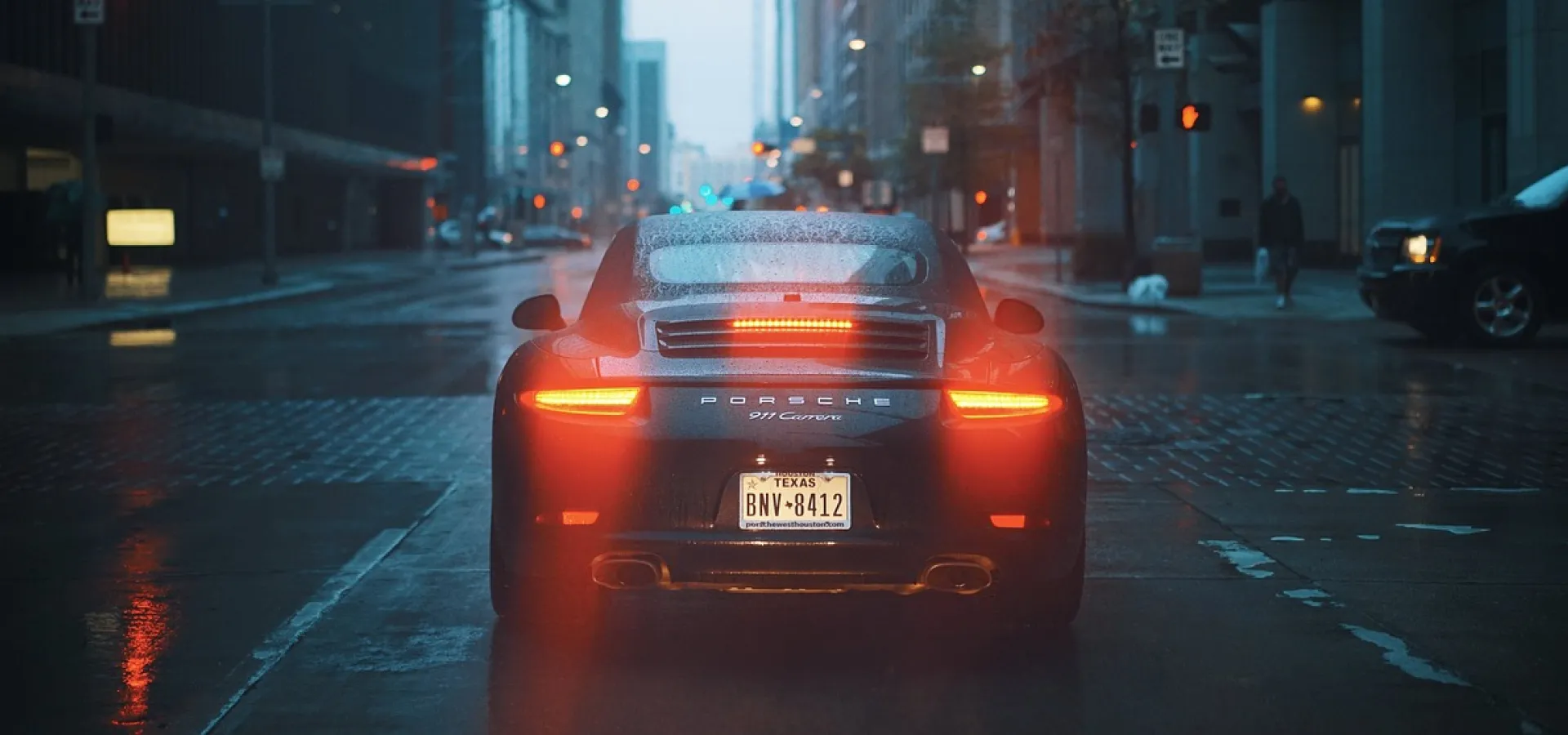 Porsche 911 on the streets of Texas