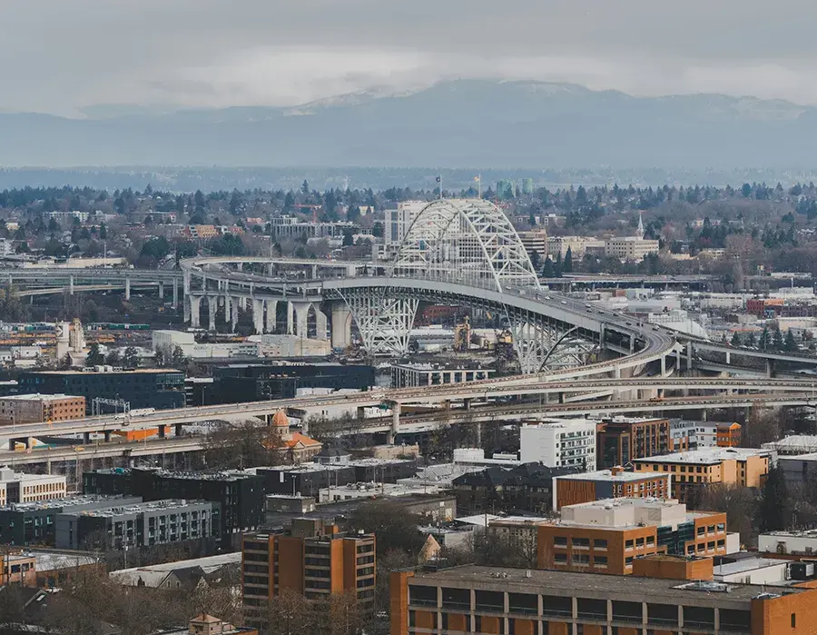 What to Expect from California to Oregon Vehicle Shipping with SGT Auto Transport