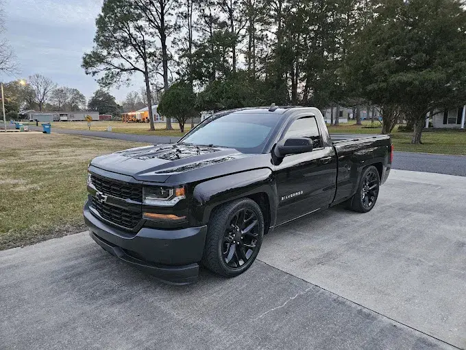 Chevrolet Silverado 1500 2017 Shipped to Connecticut ZIP: 06049