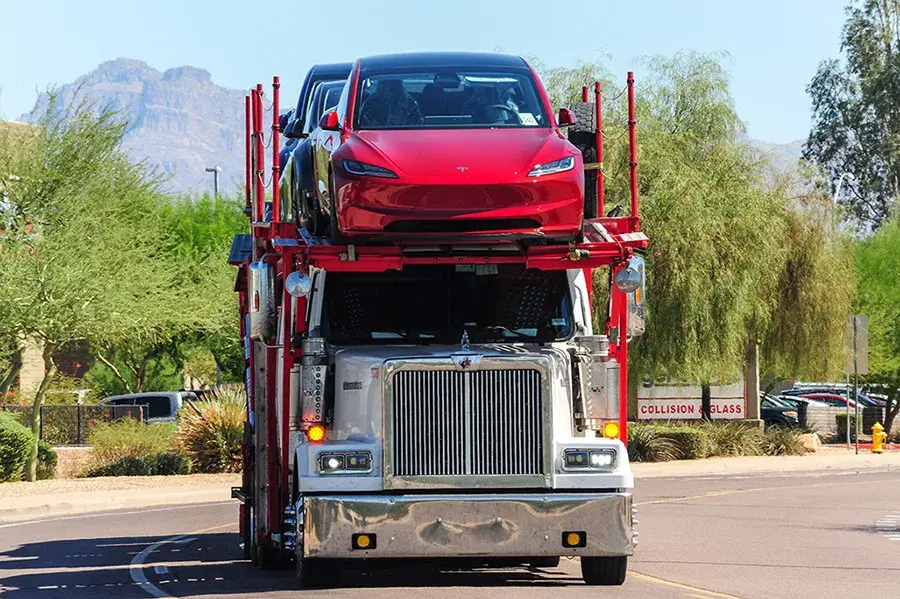 How Much Does It Cost to Ship a Car from Illinois to California?