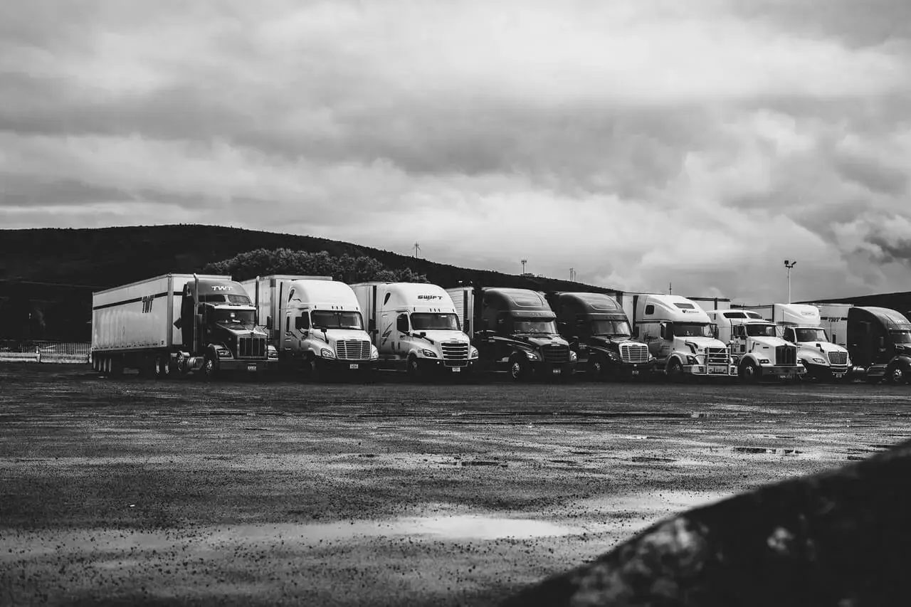 Auto transporting Brokers vs. Carriers difference Auto transporting Brokers vs. Carriers difference