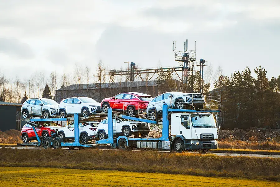 How Much Does It Cost to Ship a Car from Los Angeles to Chicago